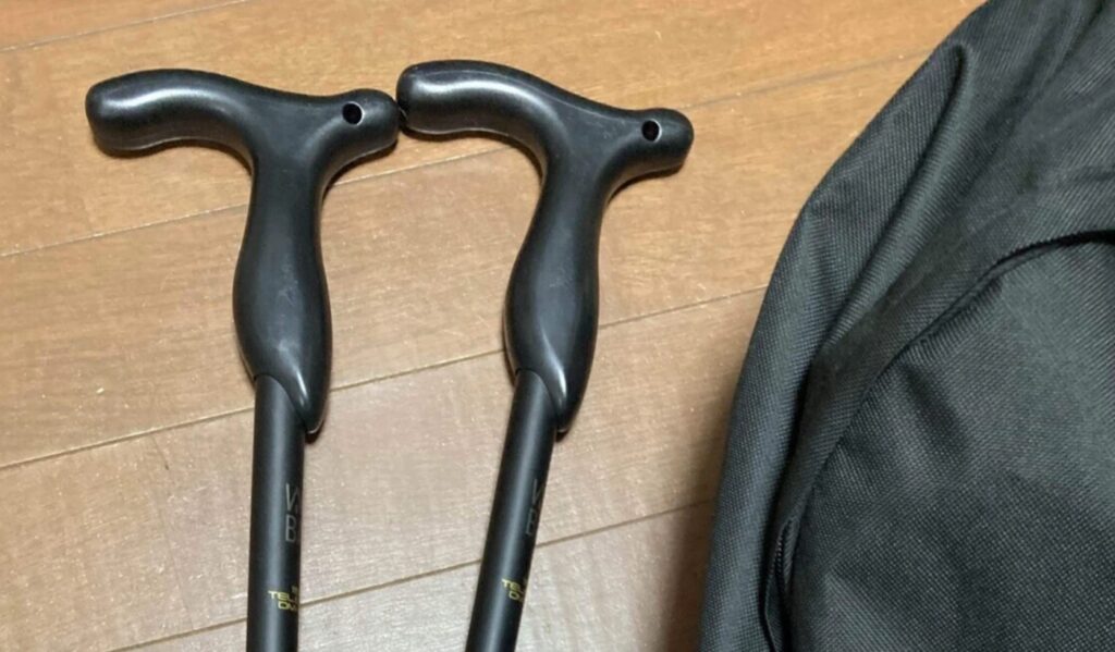 トレッキングポール
